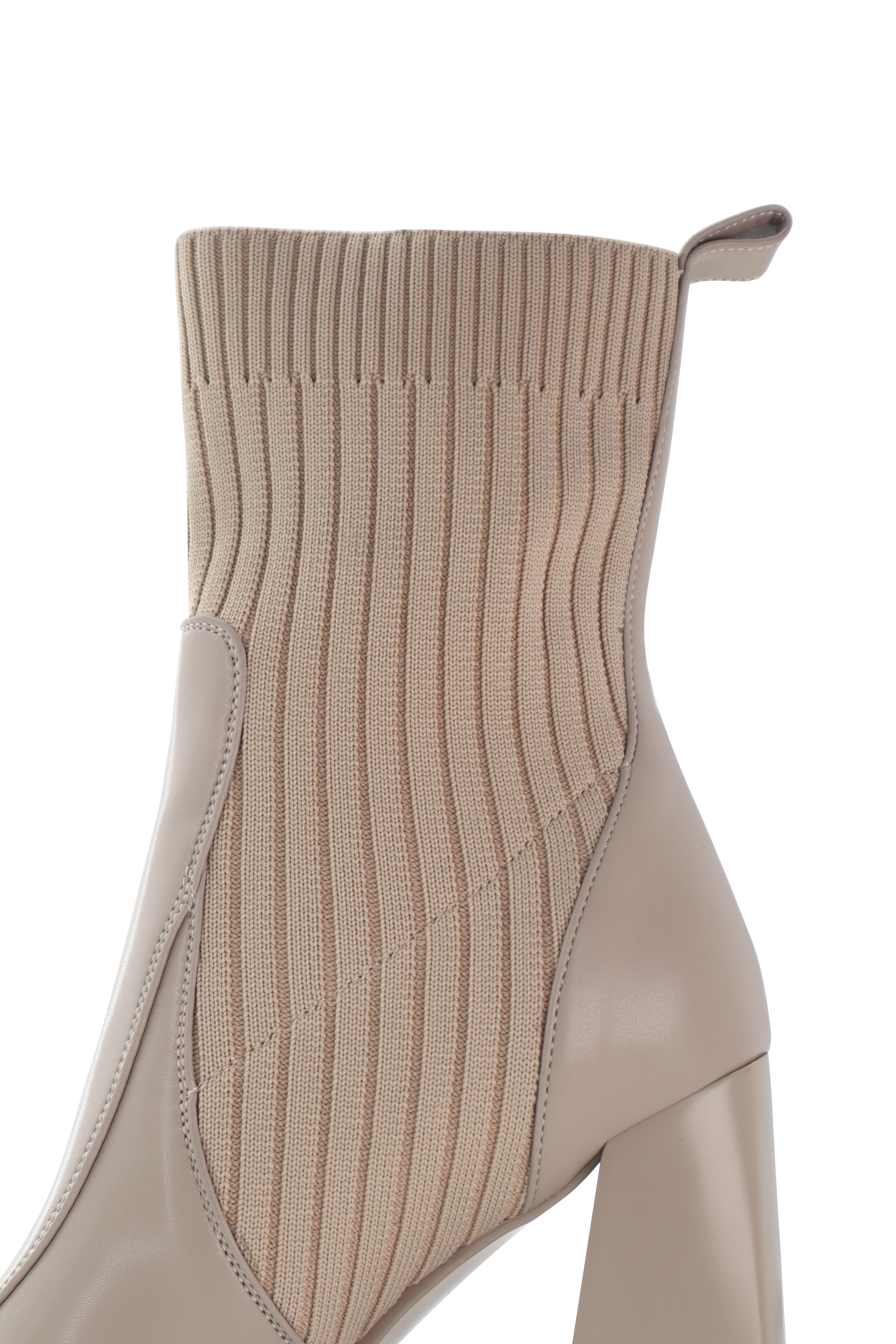 DIAZ - Mid Heels Ankle Boots in Begie